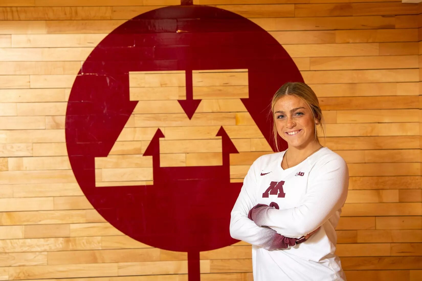 Gopher volleyball makes it official with key transfer addition