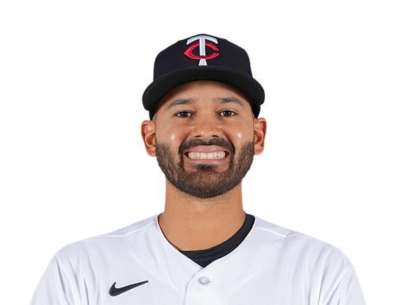 Twins make it official with Lopez contract extension